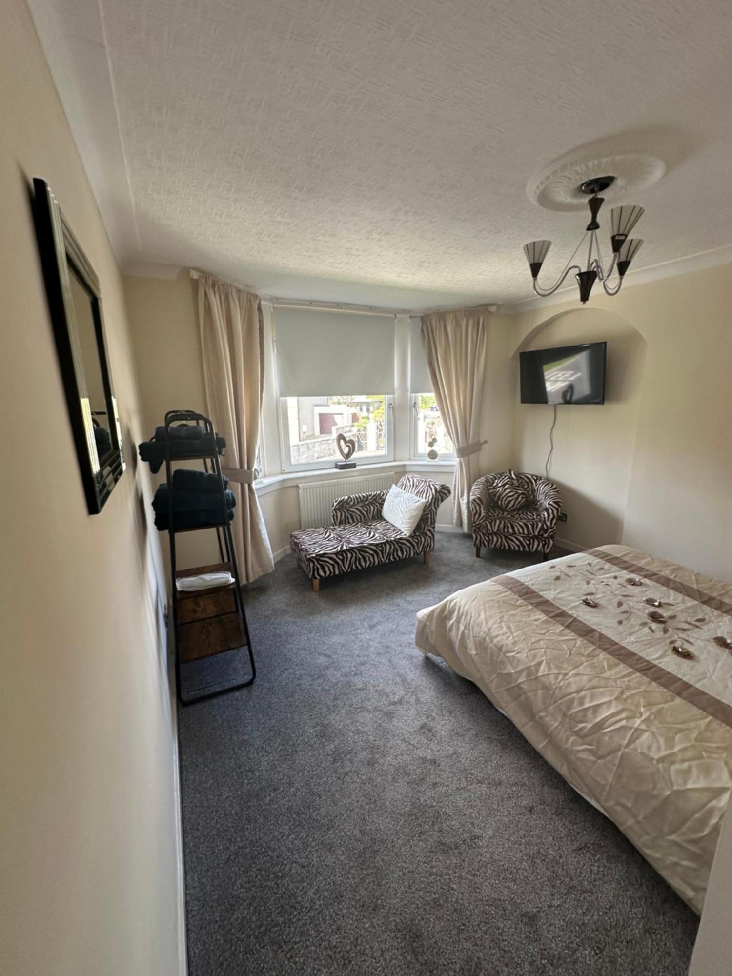 High Road, Stevenston, 15 Minutes Drive To Troon Villa Stevenston