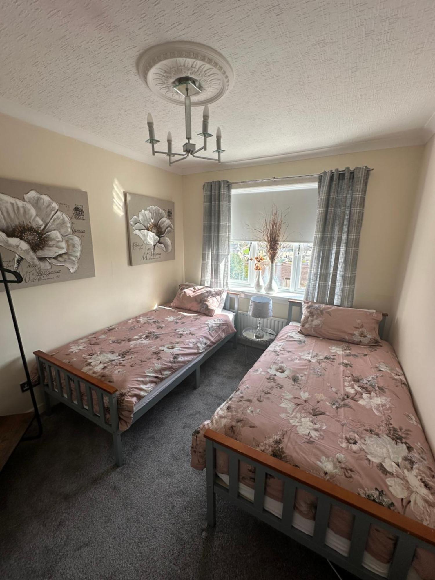 High Road, Stevenston, 15 Minutes Drive To Troon