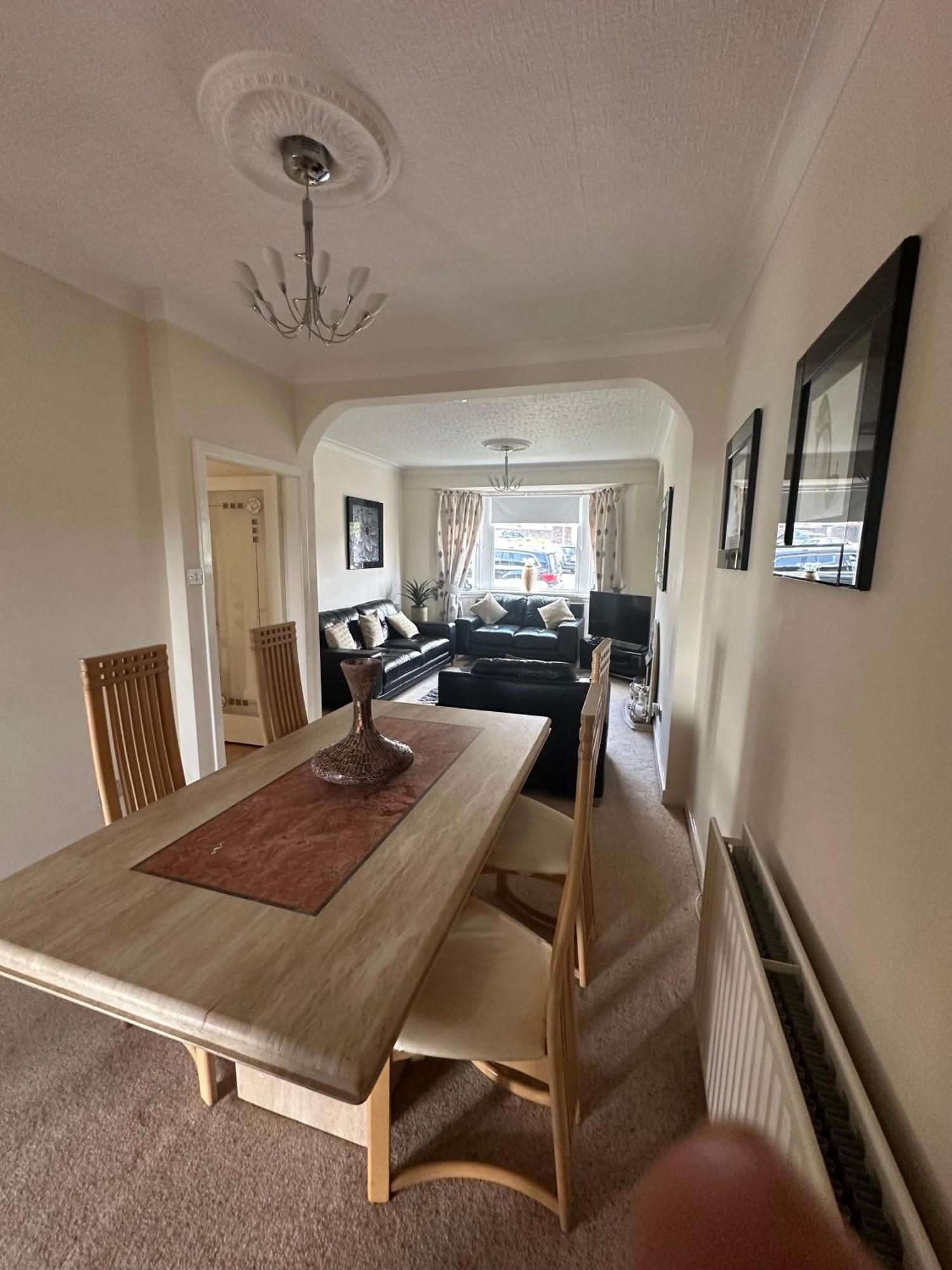 Villa High Road, Stevenston, 15 Minutes Drive To Troon